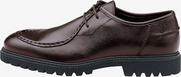 Chaussure à lacets LLOYD en marron : devant