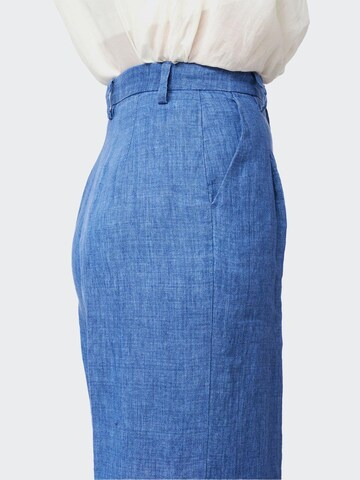 Flared Pantaloni con pieghe 'Marlene 7693' di W. Wegener in blu