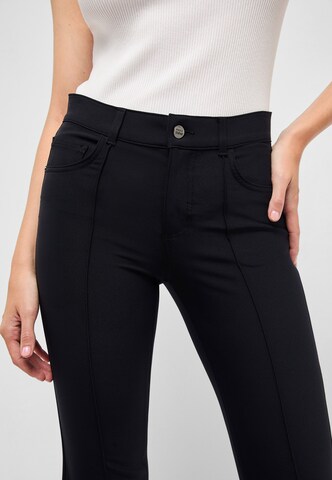 Angels Bootcut Broek 'Leni' in Zwart