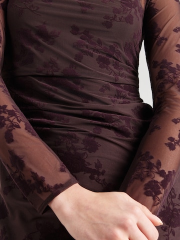 Abercrombie & Fitch Sukienka w kolorze brązowy