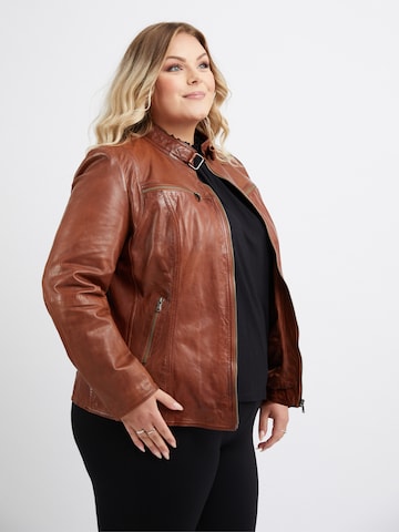 NO.1 by OX Between-Season Jacket in Brown: front