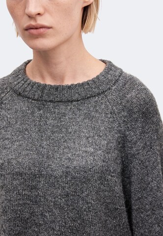 VERO MODA Свитер 'AWNovah' в Серый