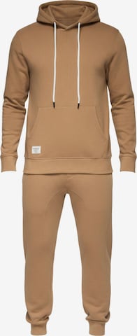 Tenue d'intérieur Ombre en marron : devant