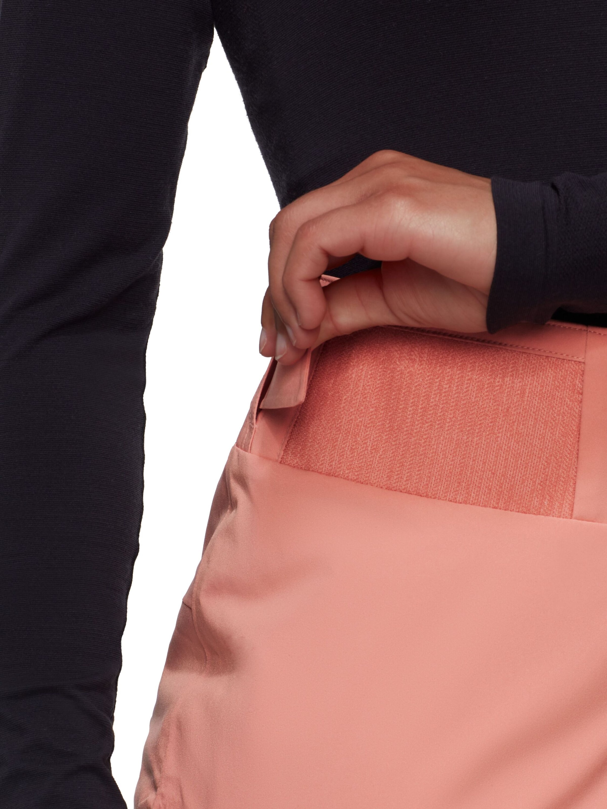 MAMMUT Regular Outdoor Pants in Pink