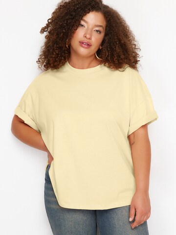 Trendyol Curve - Camiseta en amarillo: frente