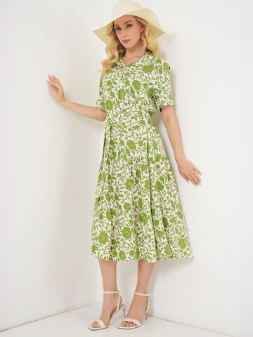 Hiccup - Vestidos camiseiros em verde: frente
