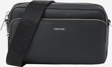 Borsa a tracolla di Calvin Klein in nero: frontale