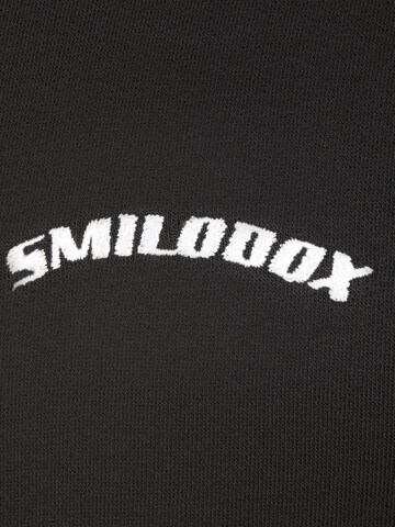 Smilodox Sweatshirt 'Rylee' in Zwart