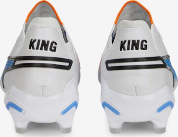 Chaussure de foot 'KING ULTIMATE' PUMA en blanc : devant