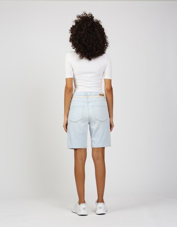 Gang Regular Shorts in Blau