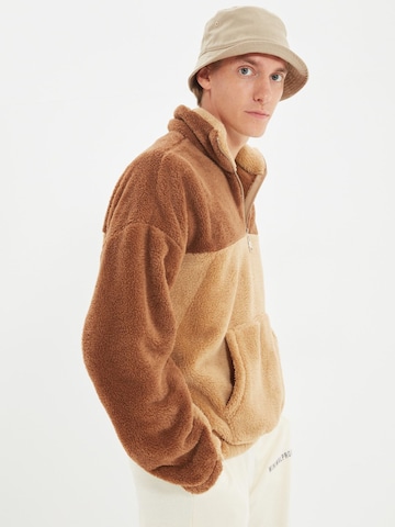 Sweat-shirt Trendyol en beige