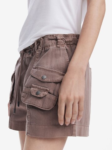 Desigual Regular Hose in Braun