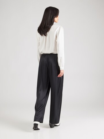 Abercrombie & Fitch - Pierna ancha Pantalón en negro