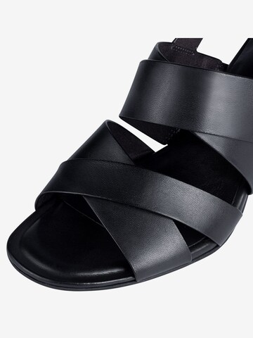 Sandales TAMARIS en noir