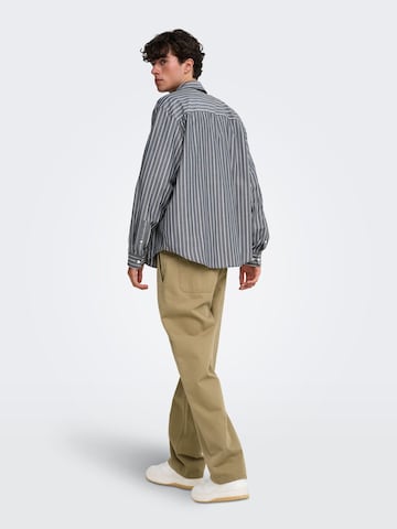 Only & Sons - Ajuste confortable Camisa 'ONSBury' en gris