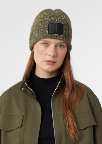 COMMA Mütze in Grün: Vorderseite