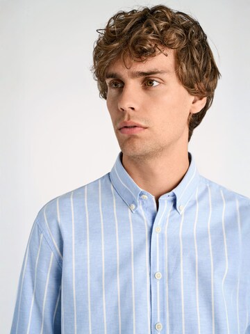 Coupe regular Chemise Lindbergh en bleu