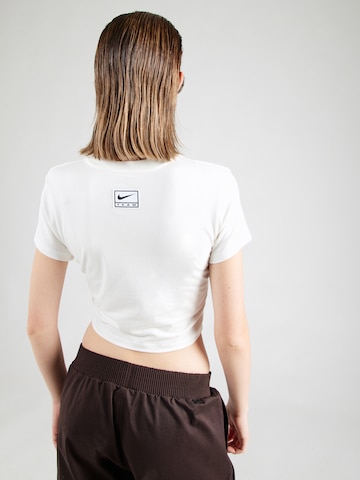 Nike Sportswear Tričko – bílá