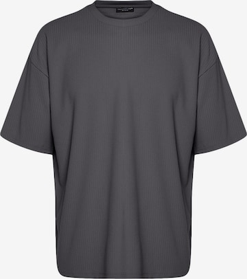 pilka Trendyol Marškinėliai: priekis