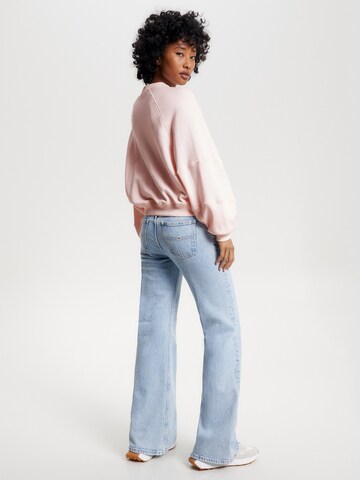 Tommy Jeans Sweatshirt in Pink