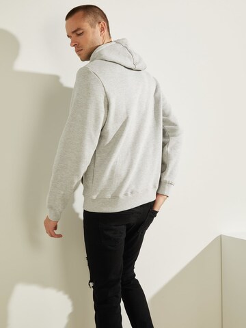 GUESS - Sudadera en gris