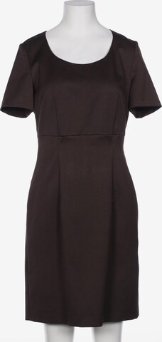 APART Dress in M in Brown: front