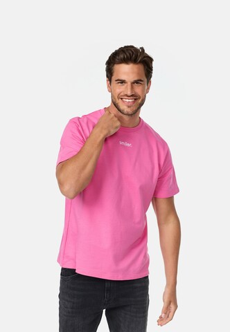 T-Shirt smiler. en rose