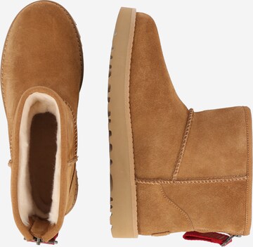 UGG Boots in Braun