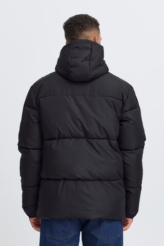 BLEND - Casaco de inverno em preto