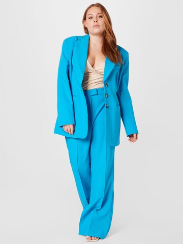 River Island Plus - Blazer en azul