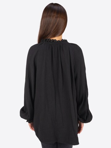 Seasons of April Blouse 'Cloe' in Black