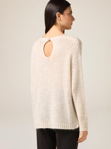 Pullover di oltre in bianco