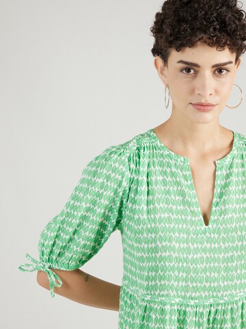 Abito 'Pintuck' di Marks & Spencer in verde