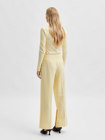 SELECTED FEMME Wide leg Pleated Pants in Yellow