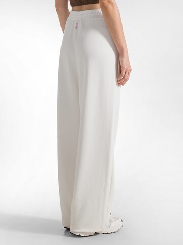 regular Pantaloni di DEHA in bianco