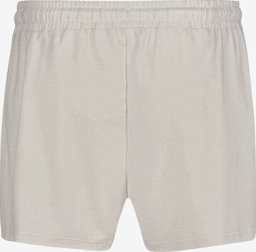 Skiny Shorts in Beige