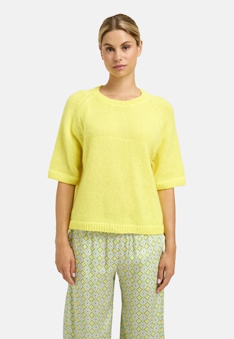 Milano Italy Sweater in Yellow: front