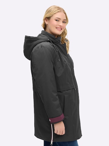 SHEEGO Tussenjas in Zwart