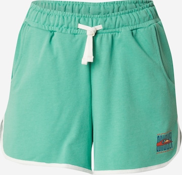 QUIKSILVER Loosefit Housut 'WVOLLEYSHORT' värissä vihreä: etupuoli