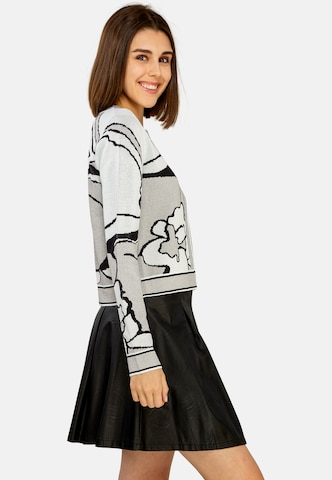 TOOche Knit Cardigan in Grey