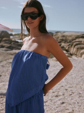 self. Top in Blau