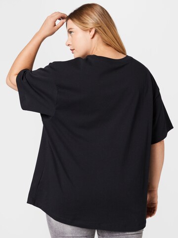 Nike Sportswear Shirt in Black