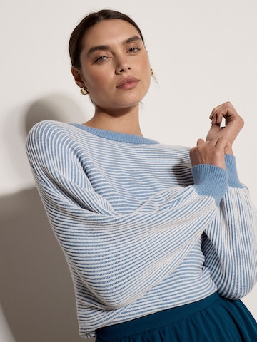 Pull-over ' ' Apricot en bleu