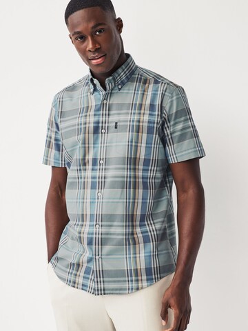 Regular fit Camicia 'Oxford' di Next in verde: frontale