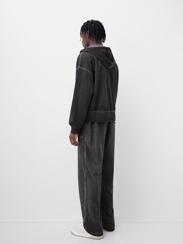 Bershka Loosefit Hose in Schwarz