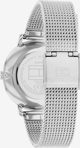 TOMMY HILFIGER Uhr in Silber