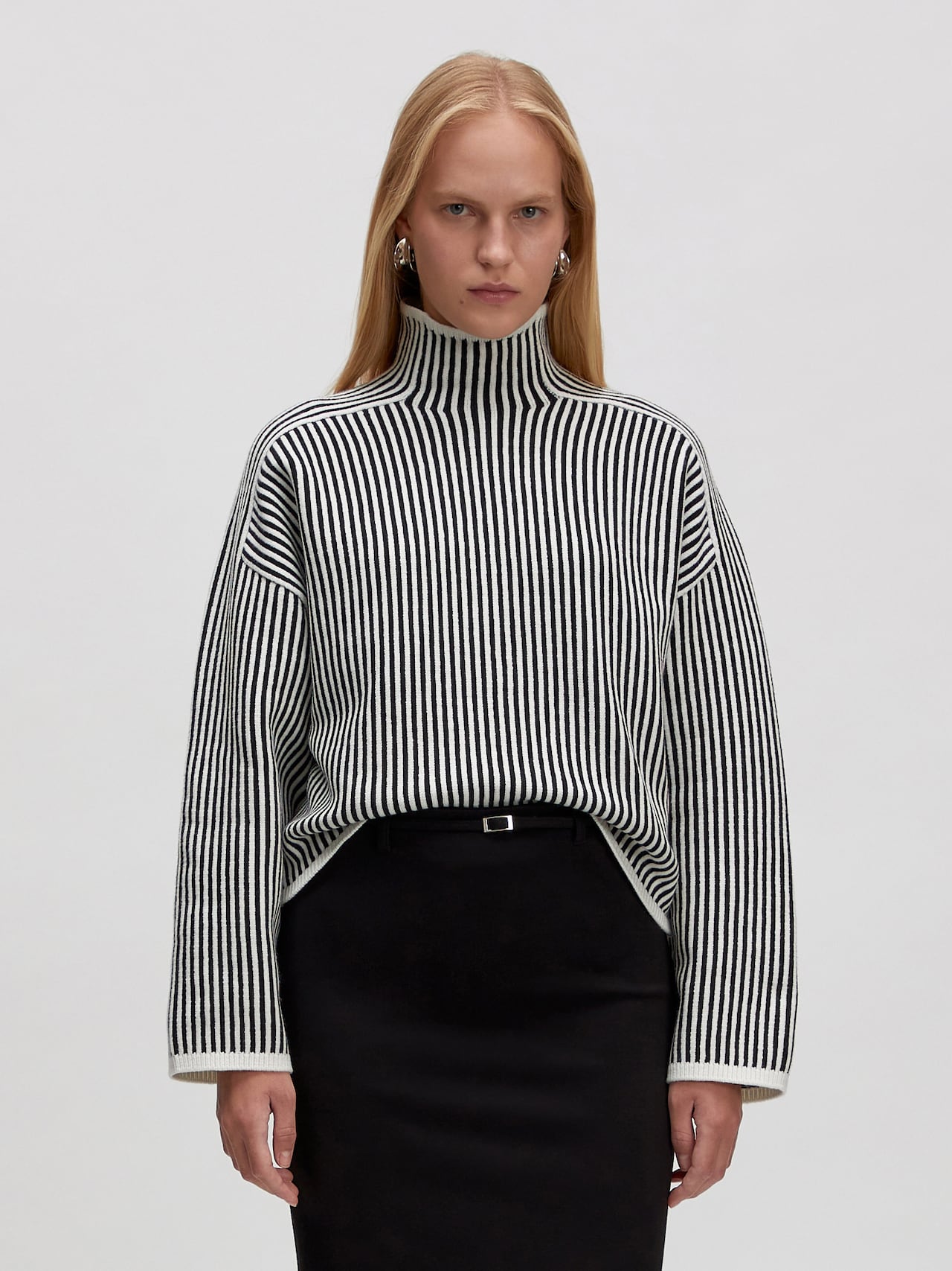 EDITED Produkte Pullover 'Nohea' schwarz