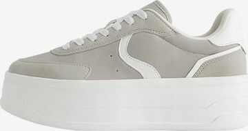 Bershka Platform trainers in Grey