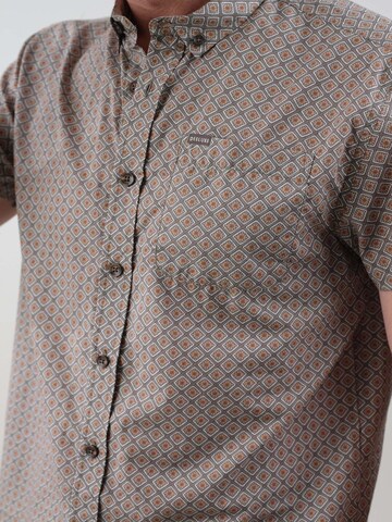 Coupe regular Chemise Deeluxe en marron