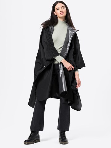 OOF WEAR Between-Seasons Coat in Black